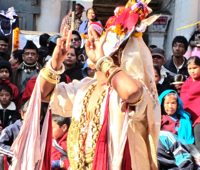 Kubhindo is offered to deities during Hindu rituals and many other religious ceremonies. It is a popular item used during Lakhee Naach (masked demon dance ceremony) in the festival of Indra-Jatra in Nepal.