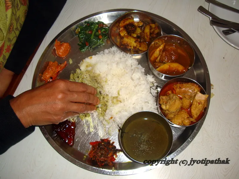 Maas ko Daal - (कालो मास को दाल)