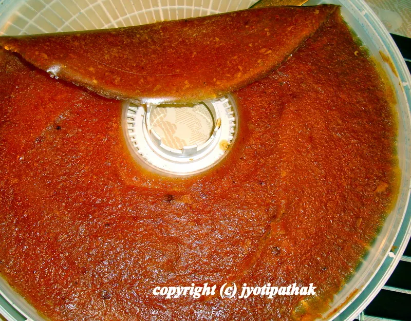 ... the fruit leather is ready, no longer sticky and has a smooth surface ...