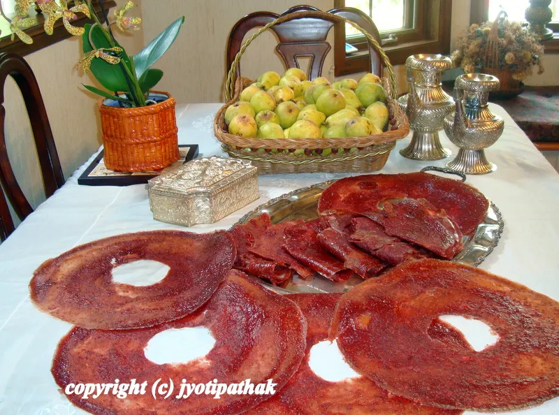 ...All natural and delicious pear fruit leather, flavor of pear is bursting in every bite!