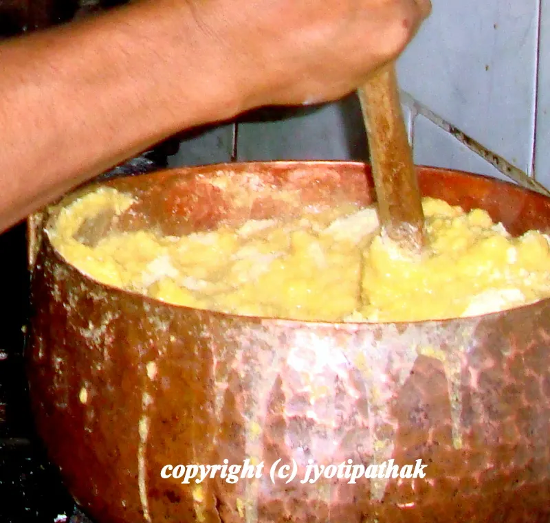 Nepali Dhindo - ढिडोँ - (Cornmeal Porridge)