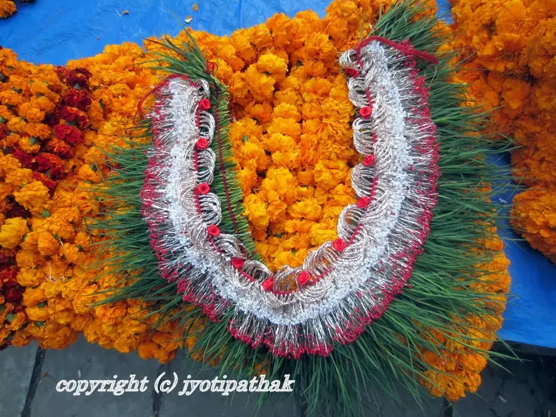 Dubo Grass Garland - (हरियो दुबो घास को माला)