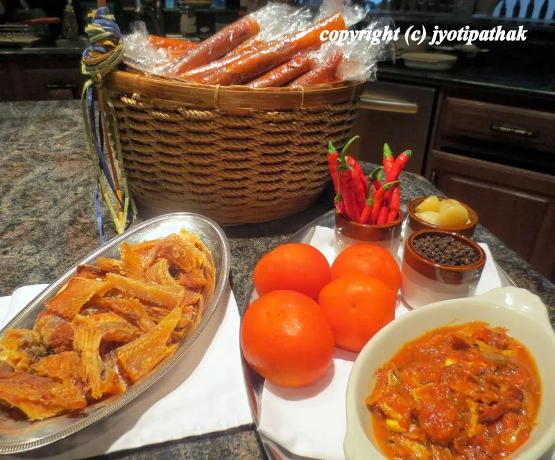 Tomato Pickle with Sukuti Fish - (गोलभेडा को अचारमा माछा को सुकुटी हालेको)