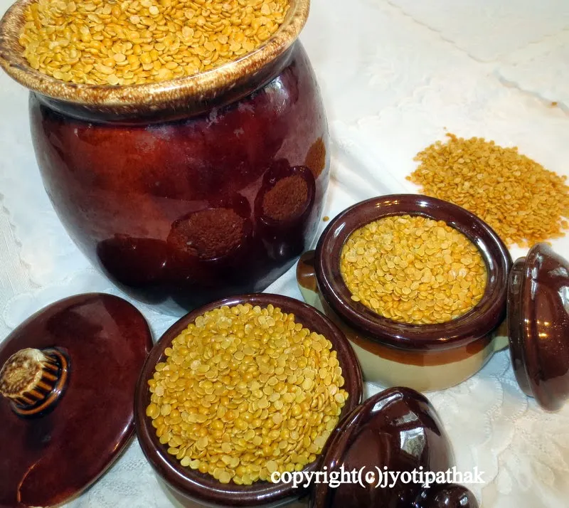 Rahar ko Daal – split yellow pigeon peas (without skins)