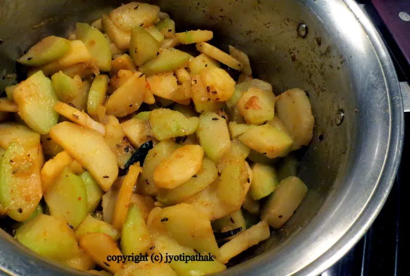 Chayote Squash - इस्कुश (Iskush ko Tarkaari)