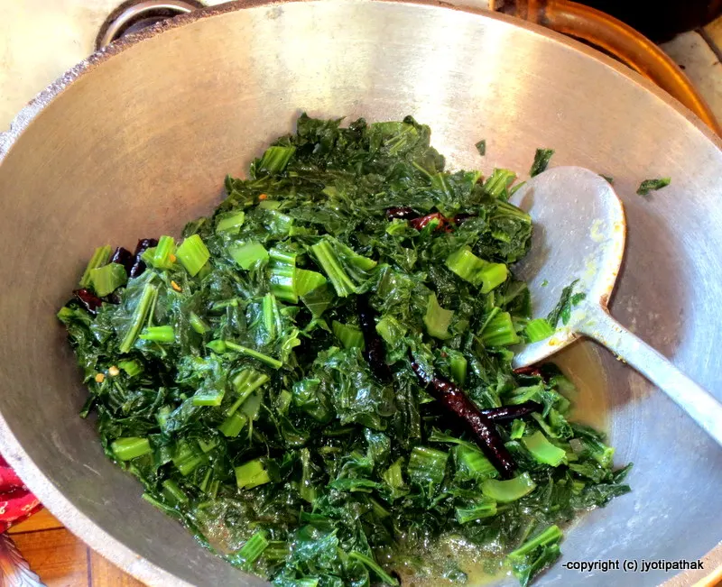 Raayo ko Saag (Mustard Greens)